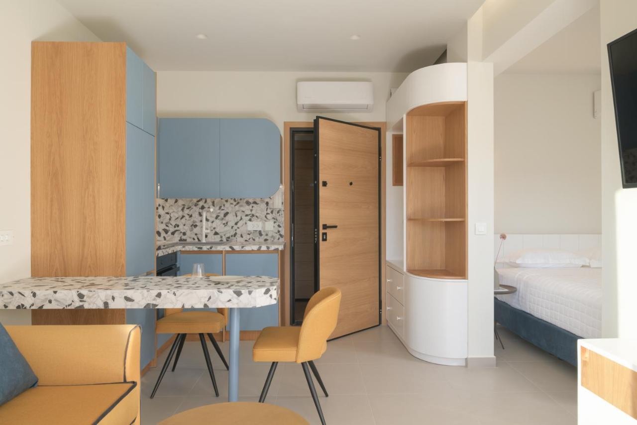 העיירה רתימנו Matareva Suites מראה חיצוני תמונה