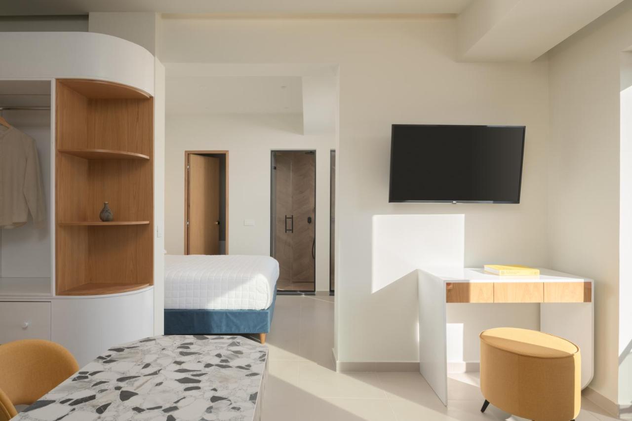 העיירה רתימנו Matareva Suites מראה חיצוני תמונה